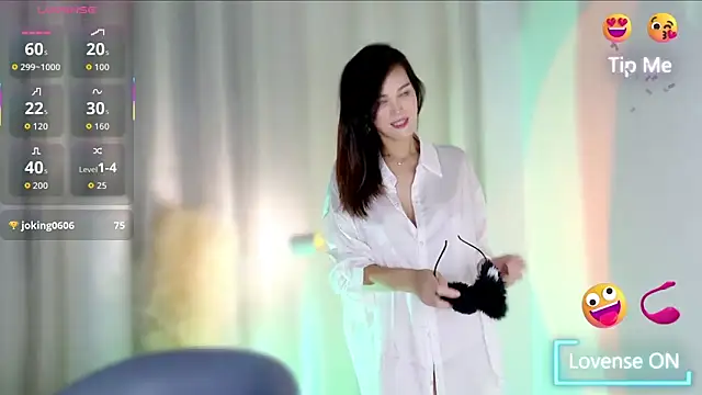 LunaBelle1984 online show from September 14, 3:55 pm