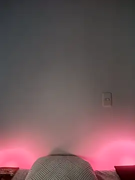 Snapshot of Alicia_Montess chatting on September 20, 9:05 pm Alicia Montess online show from September 20, 9:05 pm