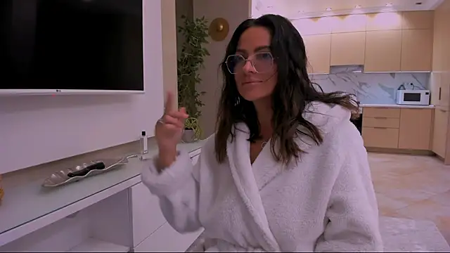 ValeriMilf online show from October 26, 9:21 pm