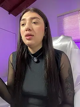 Mia  Gray online show from April 8, 5:13 pm