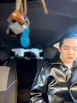 MeekyRich online show from April 9, 2:33 am