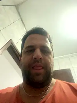 Snapshot of Garotofran chatting on January 15, 2:49 am Garotofran online show from January 15, 2:49 am