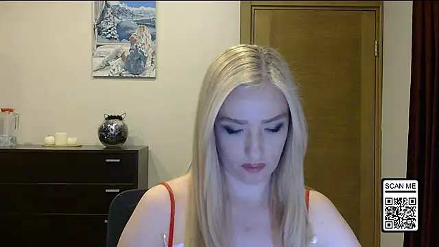 Wild Silk Desire online show from February 10, 4:00 pm