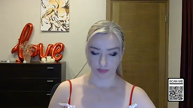 Wild Silk Desire online show from March 9, 5:17 pm