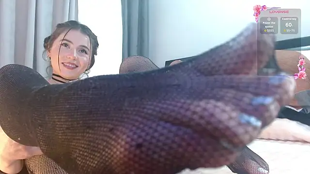 Salma Tori online show from November 21, 9:35 pm