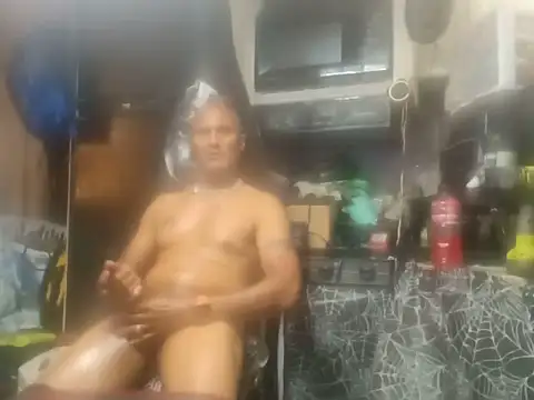 badboy2u2025 online show from May 17, 3:48 am