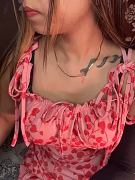 Scarlett 1819 online show from February 12, 5:08 pm