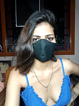 Isha Sax online show from September 29, 8:35 pm