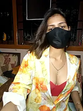 Isha Sax online show from October 13, 7:25 pm