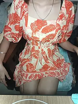 Isha Sax online show from October 24, 7:32 pm