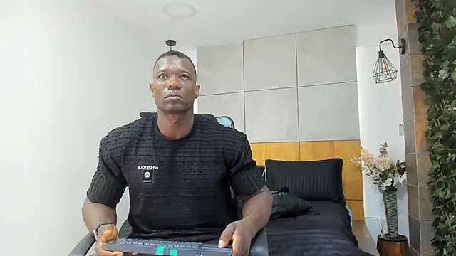 MarcusBlack  online show from February 27, 12:05 pm