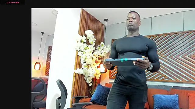 Snapshot of MarcusBlack_ chatting on March 10, 11:48 am MarcusBlack online show from March 10, 11:48 am