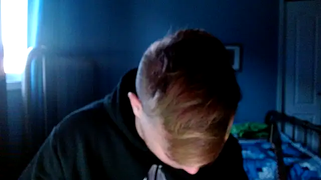 Snapshot of lustylyndon chatting on February 9, 3:05 pm lustylyndon online show from February 9, 3:05 pm