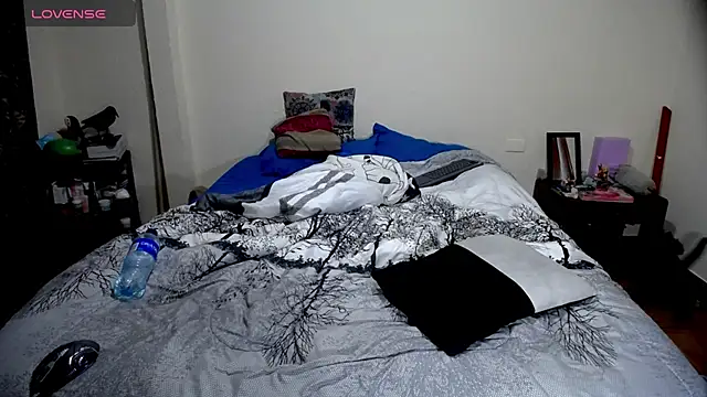 Violet Bosh online show from October 6, 2:58 pm