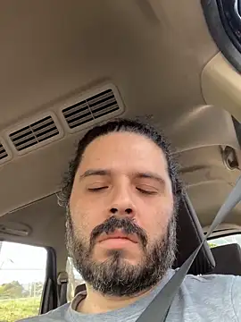 Snapshot of uto857 chatting on October 3, 1:08 pm uto857 online show from October 3, 1:08 pm