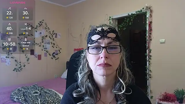 Ronda Roni online show from January 15, 5:56 am