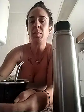 agustinalatina online show from October 16, 9:21 am