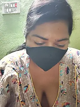 Liyaa 24 online show from February 9, 4:33 pm