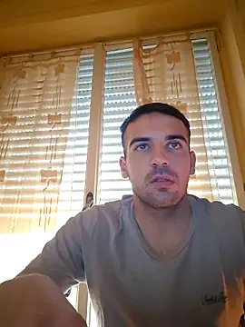 Snapshot of thedoctor977 chatting on November 27, 9:44 am thedoctor977 online show from November 27, 9:44 am