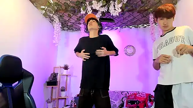 Bastian boyshot77 online show from January 15, 2:43 pm