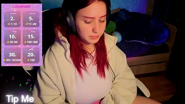 Snapshot of Mini_Lady1 chatting on April 19, 4:39 pm Mini Lady1 online show from April 19, 4:39 pm