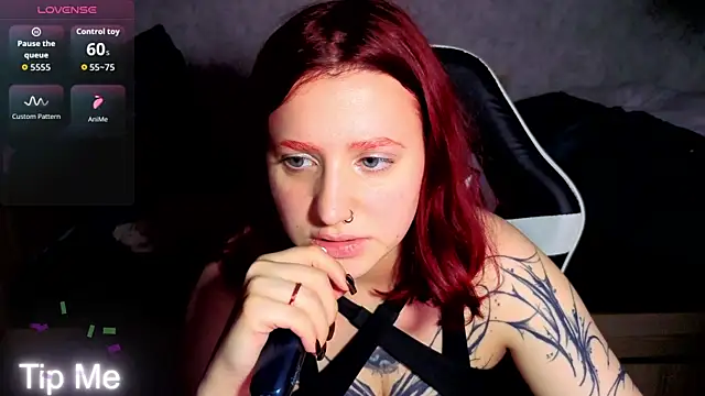 Snapshot of Mini_Lady1 chatting on July 7, 7:07 pm Mini Lady1 online show from July 7, 7:07 pm