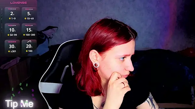 Snapshot of Mini_Lady1 chatting on July 14, 7:19 pm Mini Lady1 online show from July 14, 7:19 pm