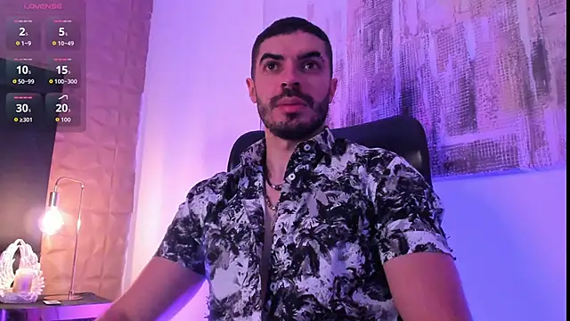 AxelThompson  online show from September 11, 10:48 am