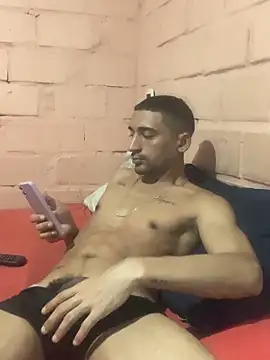 dotado22cmpoa online show from February 5, 9:19 pm