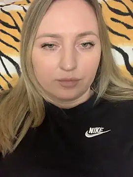 hotsteacher online show from March 31, 12:12 am