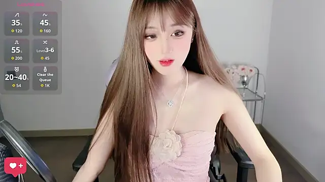 Snapshot of OwQoll chatting on January 17, 5:49 pm OwQoll online show from January 17, 5:49 pm