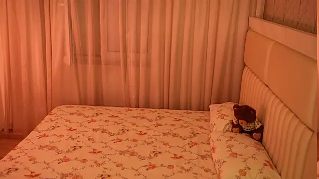 LiaGotti online show from April 3, 7:12 pm