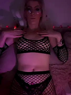 geilemine online show from October 24, 11:45 pm