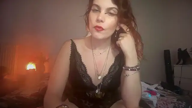 Snapshot of refem9 chatting on April 22, 1:34 pm refem9 online show from April 22, 1:34 pm