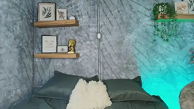 ashlycarteer online show from March 6, 2:19 am