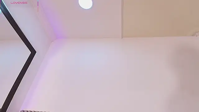 ZOETTAYLOR online show from May 22, 7:08 pm