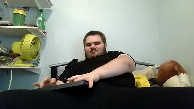 Snapshot of alexthe9t chatting on September 15, 6:52 pm alexthe9t online show from September 15, 6:52 pm