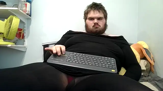 Snapshot of alexthe9t chatting on November 17, 5:41 pm alexthe9t online show from November 17, 5:41 pm