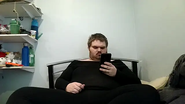 Snapshot of alexthe9t chatting on February 18, 6:26 pm alexthe9t online show from February 18, 6:26 pm