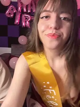 Snapshot of antonelaXantonysex chatting on February 4, 6:14 pm antonelaXantonysex online show from February 4, 6:14 pm