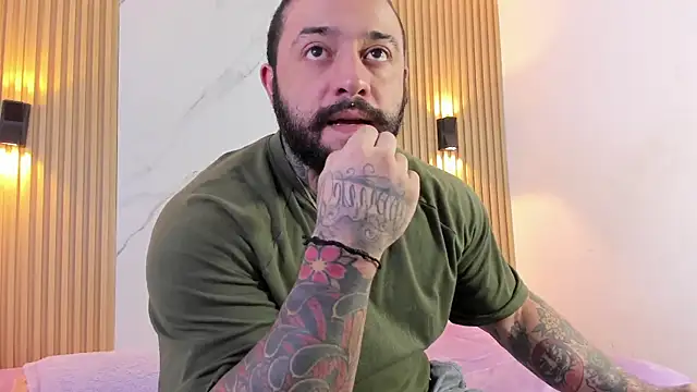 MISTER VENOM online show from January 7, 6:54 pm