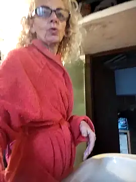 clarabell4 online show from April 14, 5:46 am