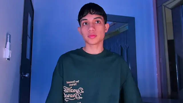 Sebax Young online show from February 13, 8:05 pm