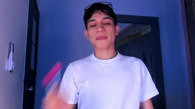 Sebax Young online show from February 25, 8:29 pm