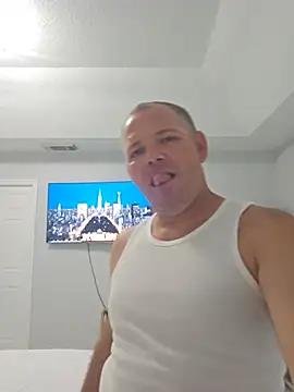 cubanitofeliz40 online show from May 19, 6:14 pm