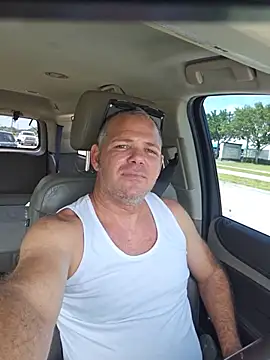 cubanitofeliz40 online show from May 27, 7:55 pm