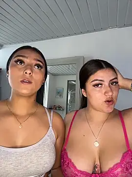 nicolexxaleja online show from March 25, 9:32 pm