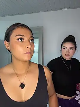 nicolexxaleja online show from April 16, 12:33 am