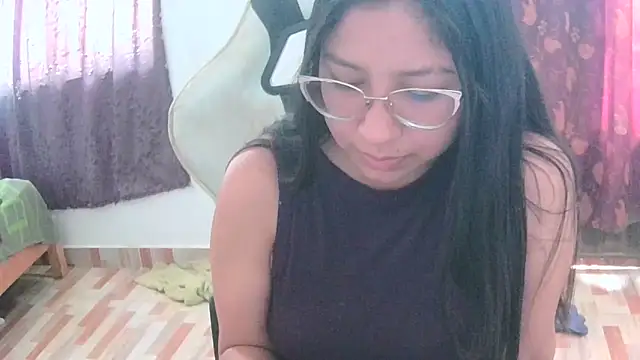 honeysweet111 online show from October 8, 5:21 pm