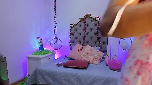 Yourwishisme val online show from March 28, 7:57 pm